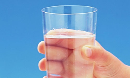 В Минэкологии предложили крымчанам пить в два раза меньше