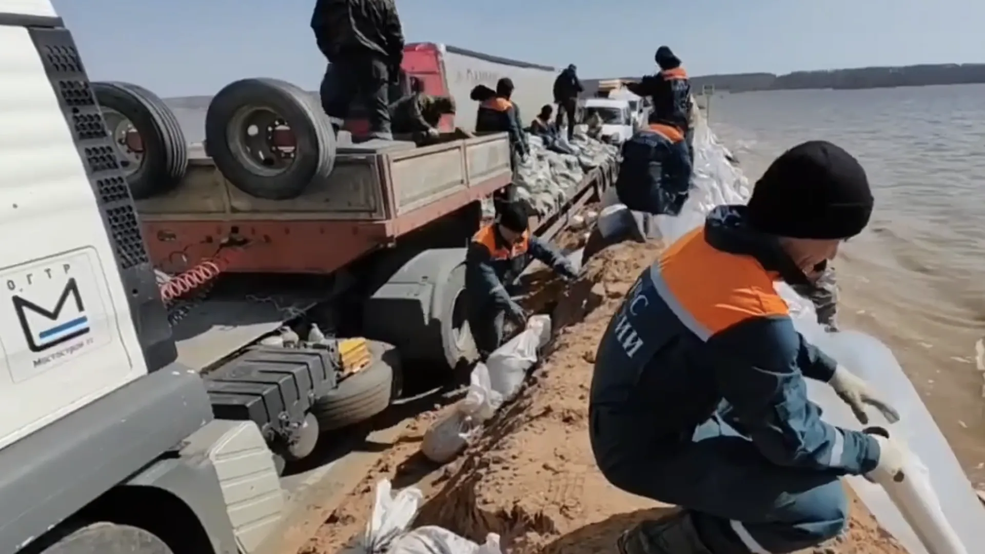 Участок федеральной трассы начали укреплять в Тюменской области