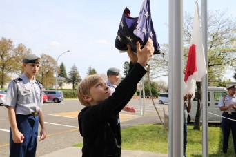 JROTC cadets instill values of leadership, respect in elementary students through service project