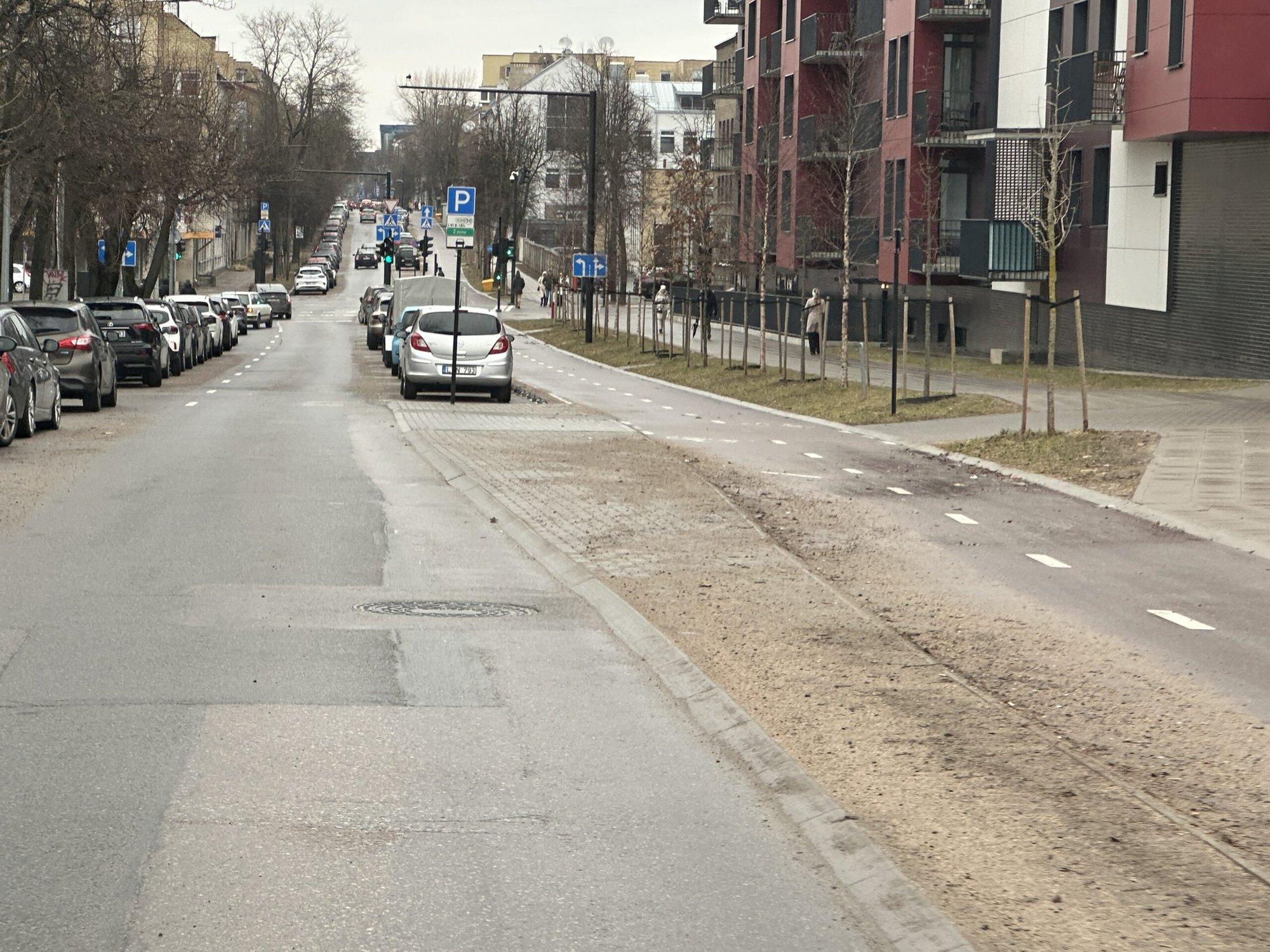 Vilnius skęsta smėlyje ir dulkėse: kodėl nevalomos gatvės?