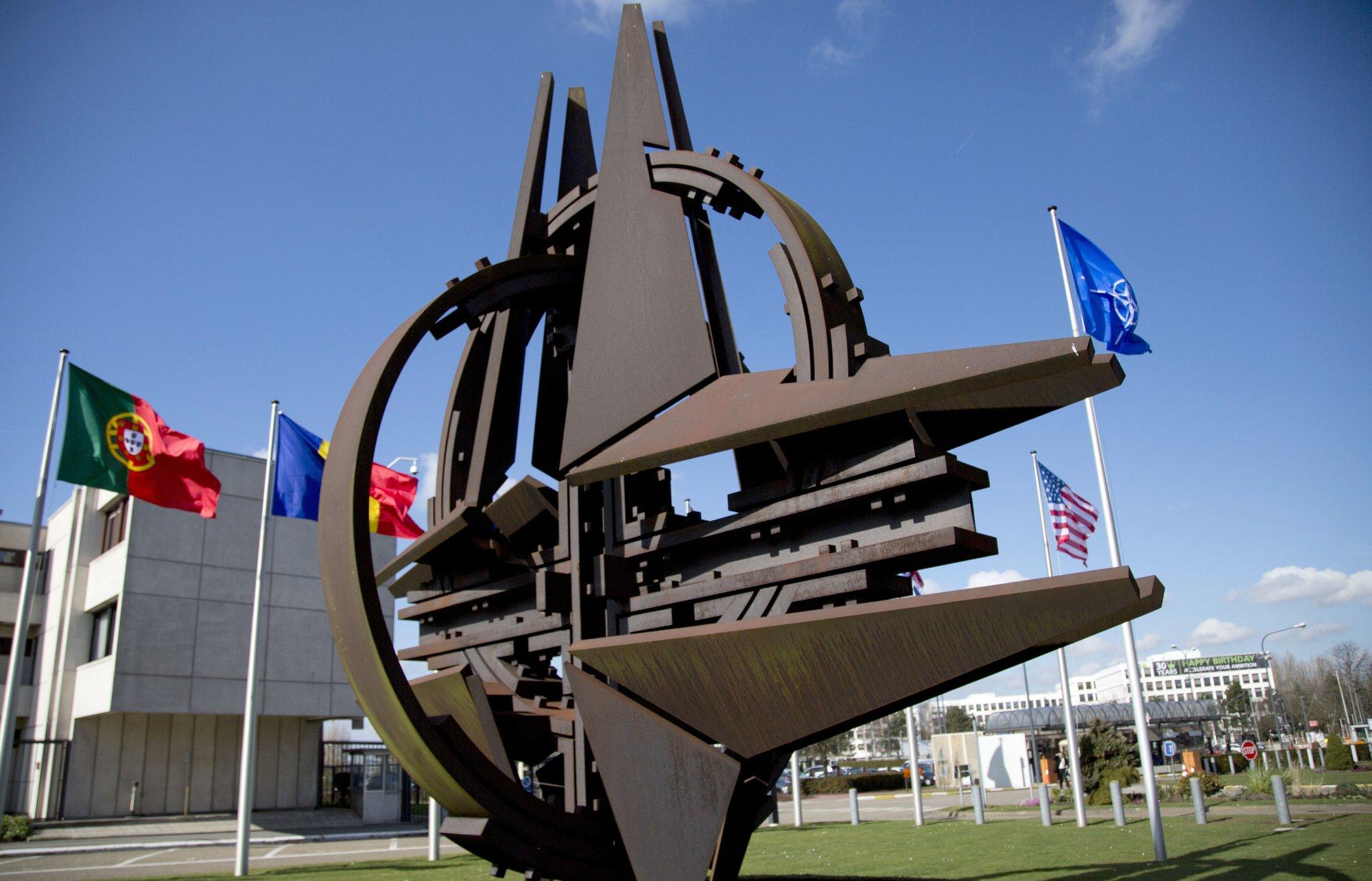 Генсек НАТО ожидает новую военную помощь для Украины
