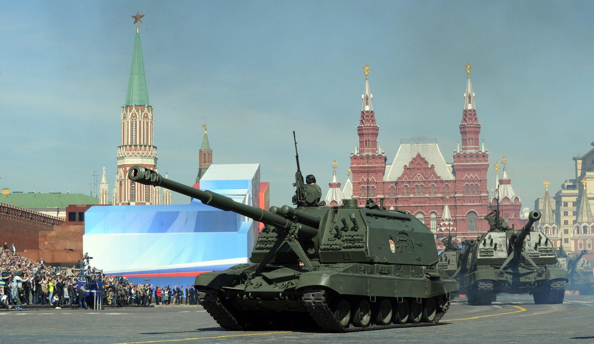 В регионах России начали отменять парады ко Дню Победы