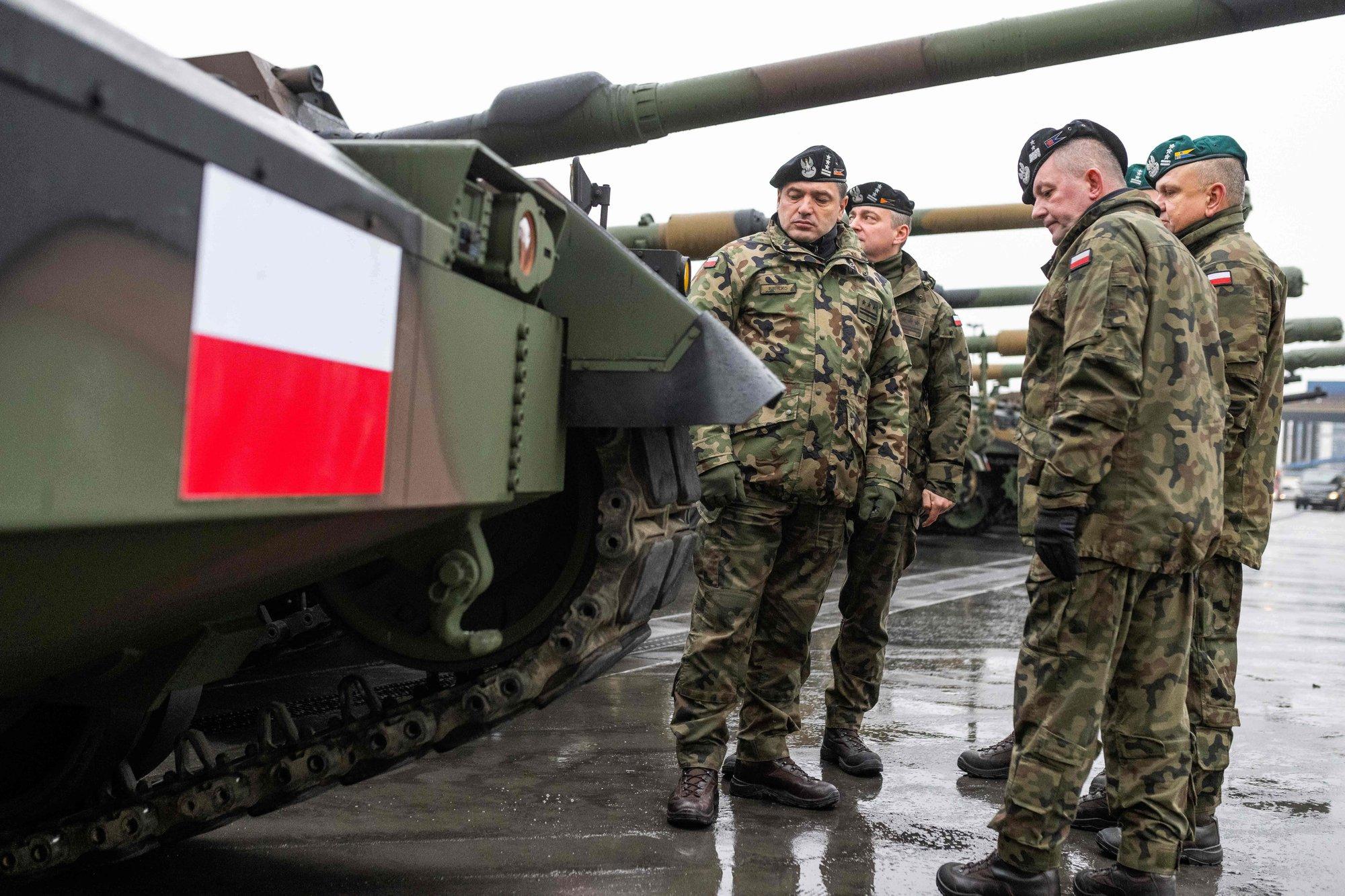 Lenkija įkalino rusą už jos kariuomenės šnipinėjimą