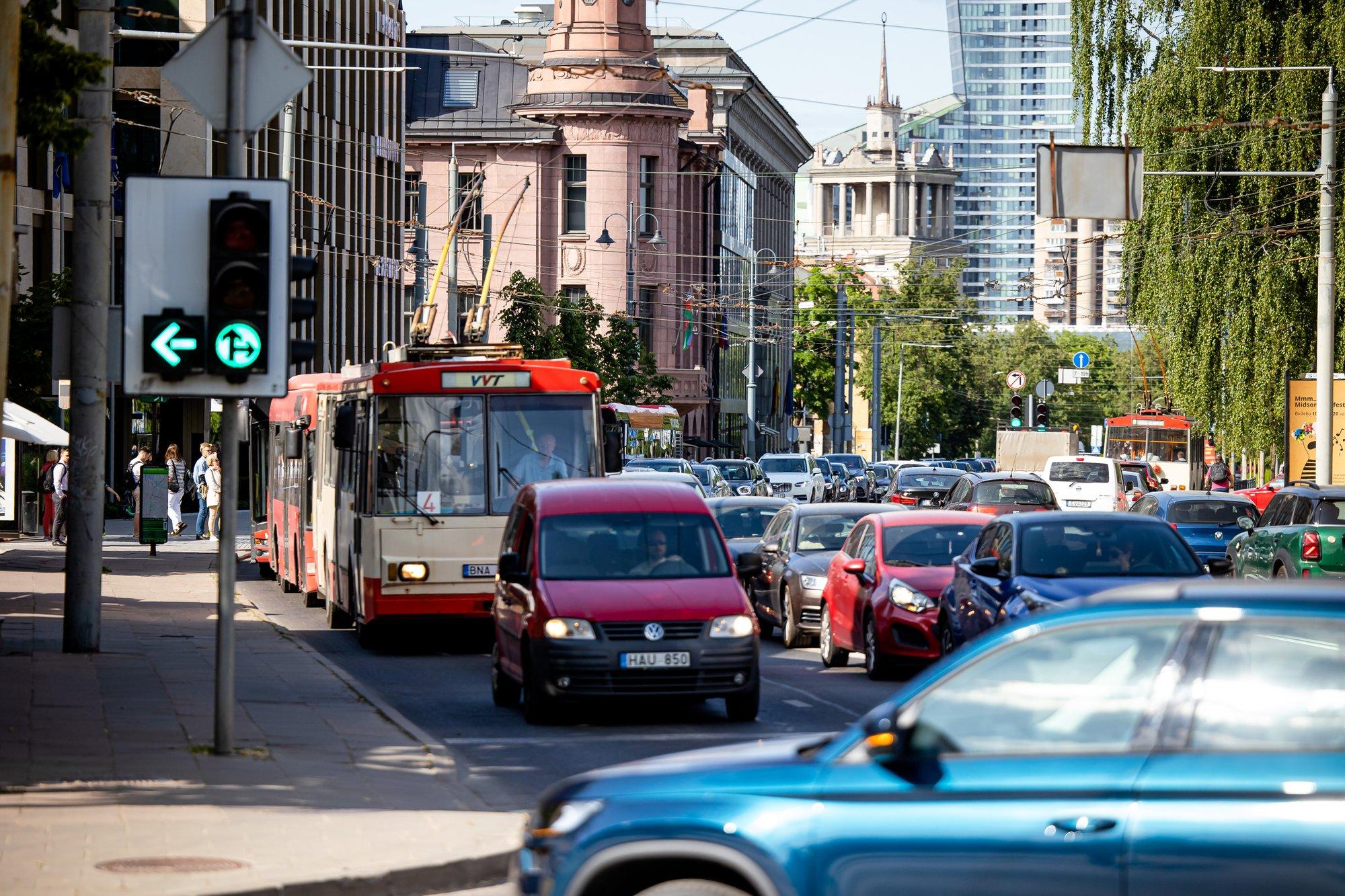 Во время саммита в Вильнюсе будет курсировать меньше транспорта, изменится расписание