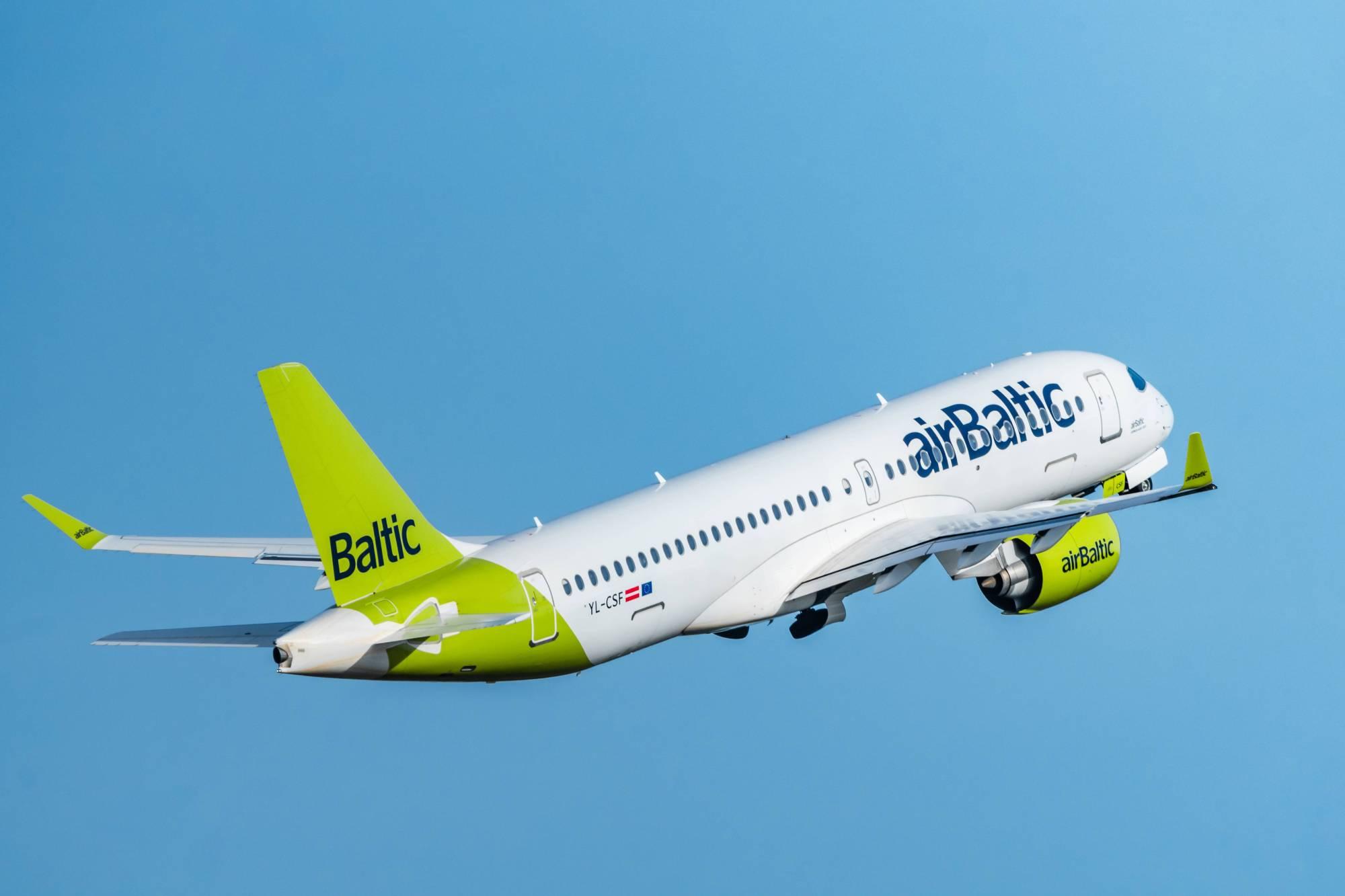 Число пассажиров airBaltic в Вильнюсе увеличилось почти в два раза