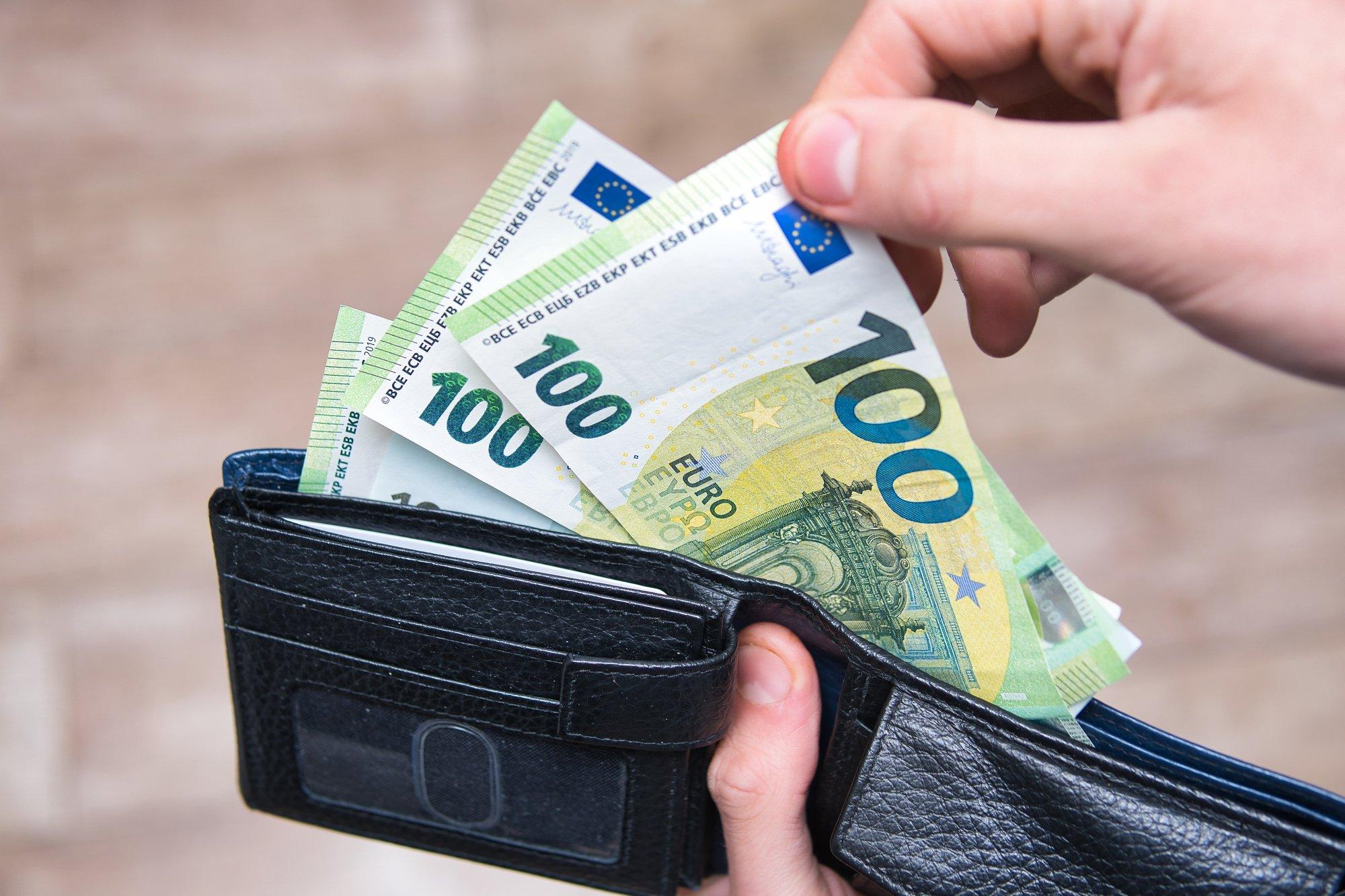 Вильнюсцы могут рассчитывать на помощь в размере до 7260 евро