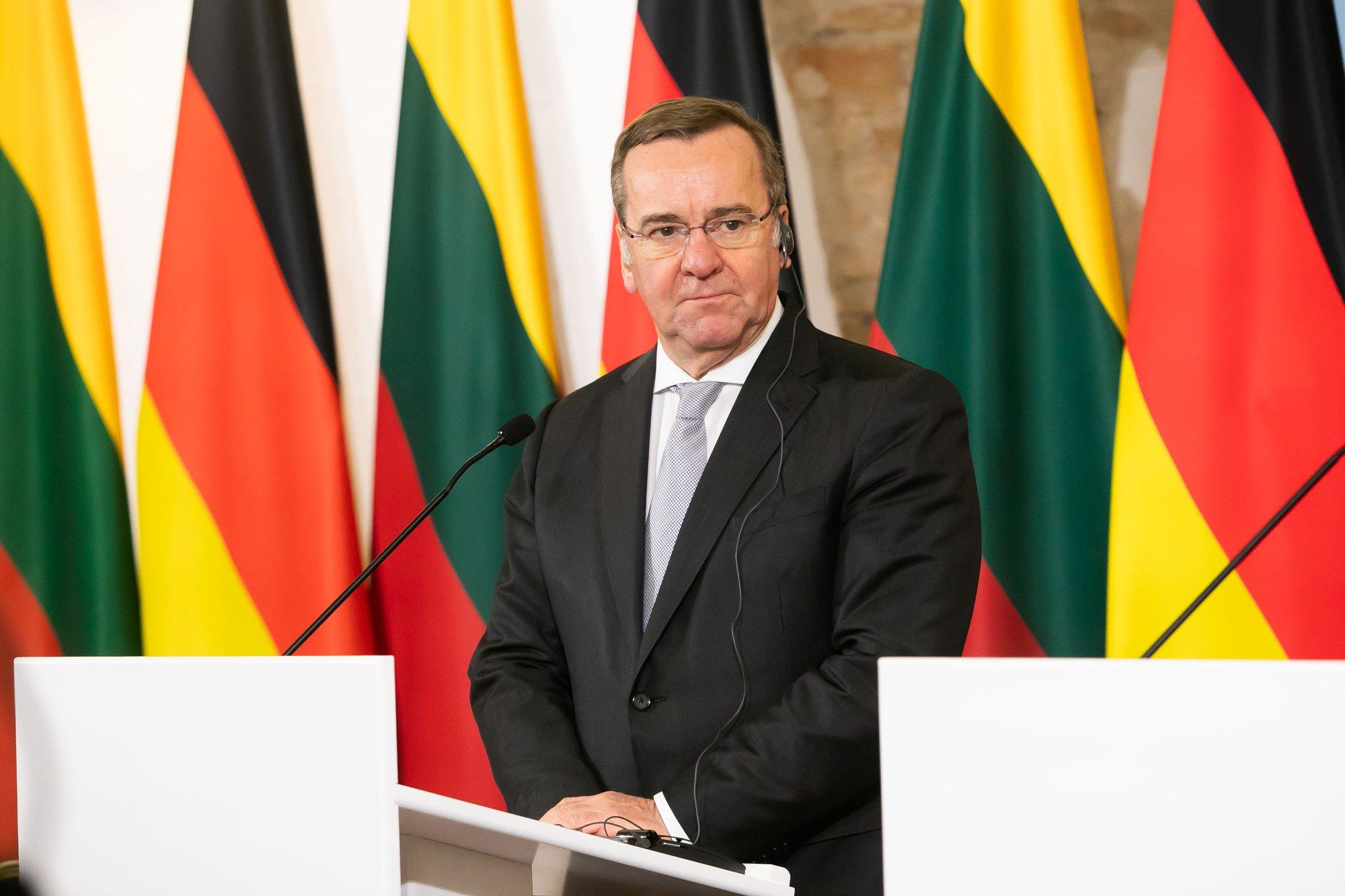 Президент Литвы и министр обороны Германии обсудили подготовку к размещению бригады в Литве