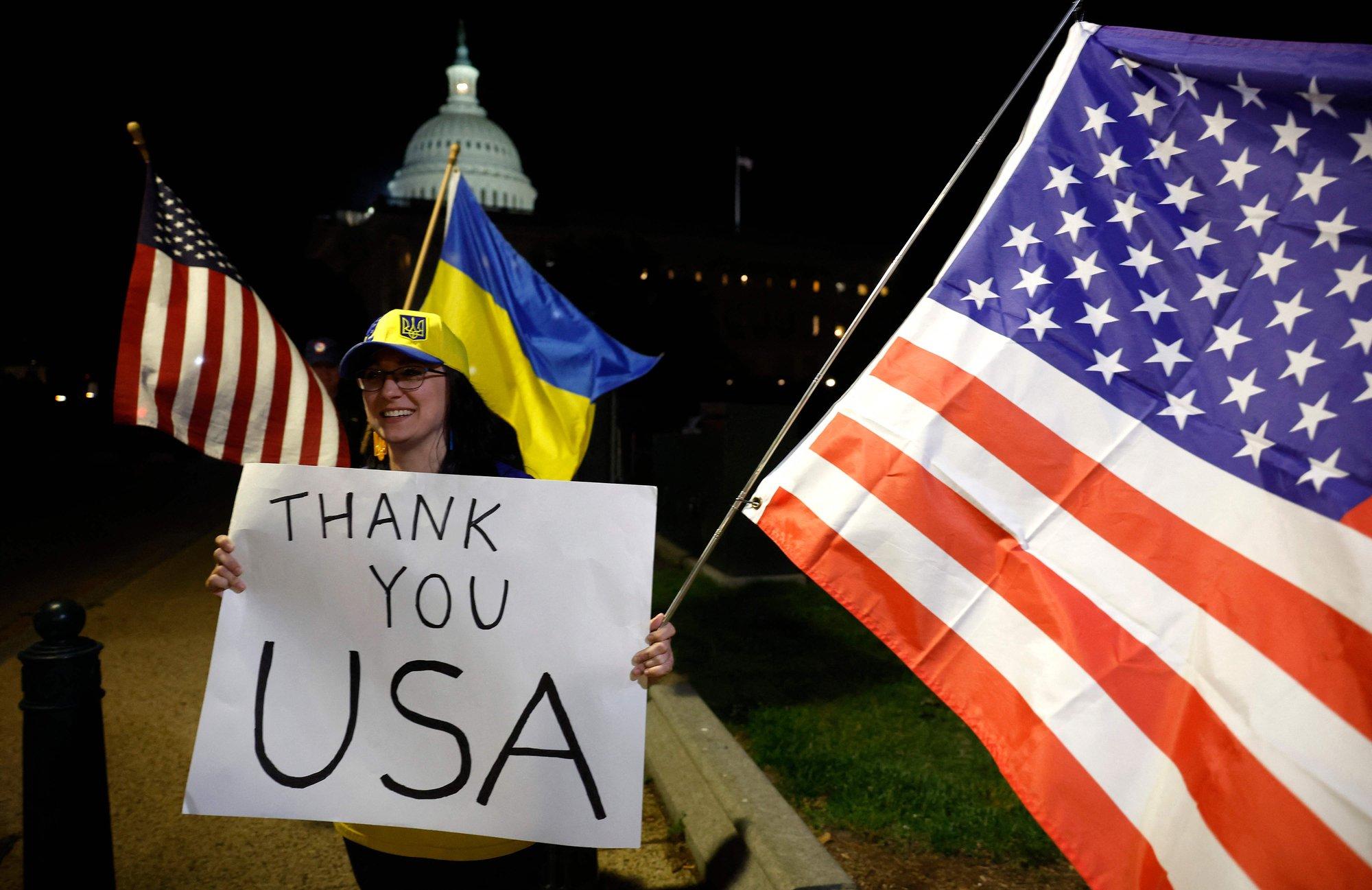 Ar Ukraina gaus tik mažą dalį JAV paramos, o 61 mlrd. dolerių turės grąžinti, nes tai – paskola?