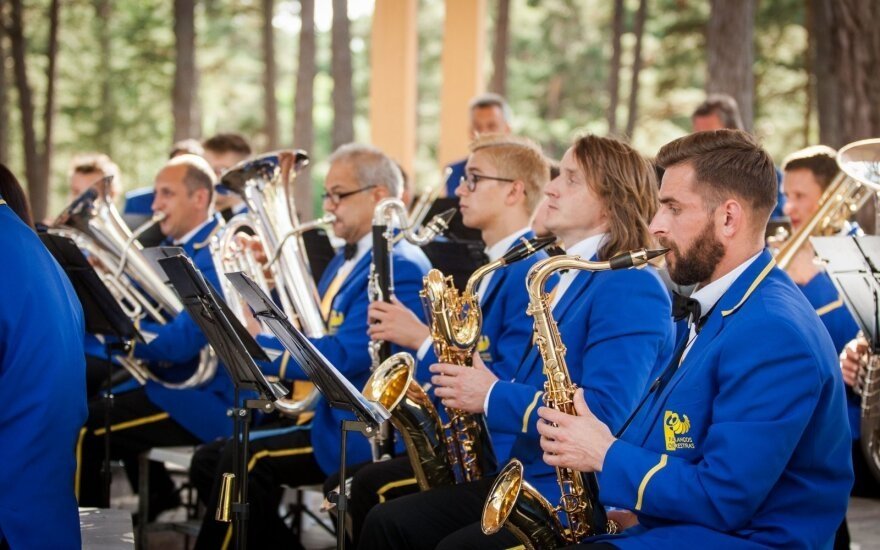 Į Palangos Birutės parką sugrįžo ilgametė tradicija