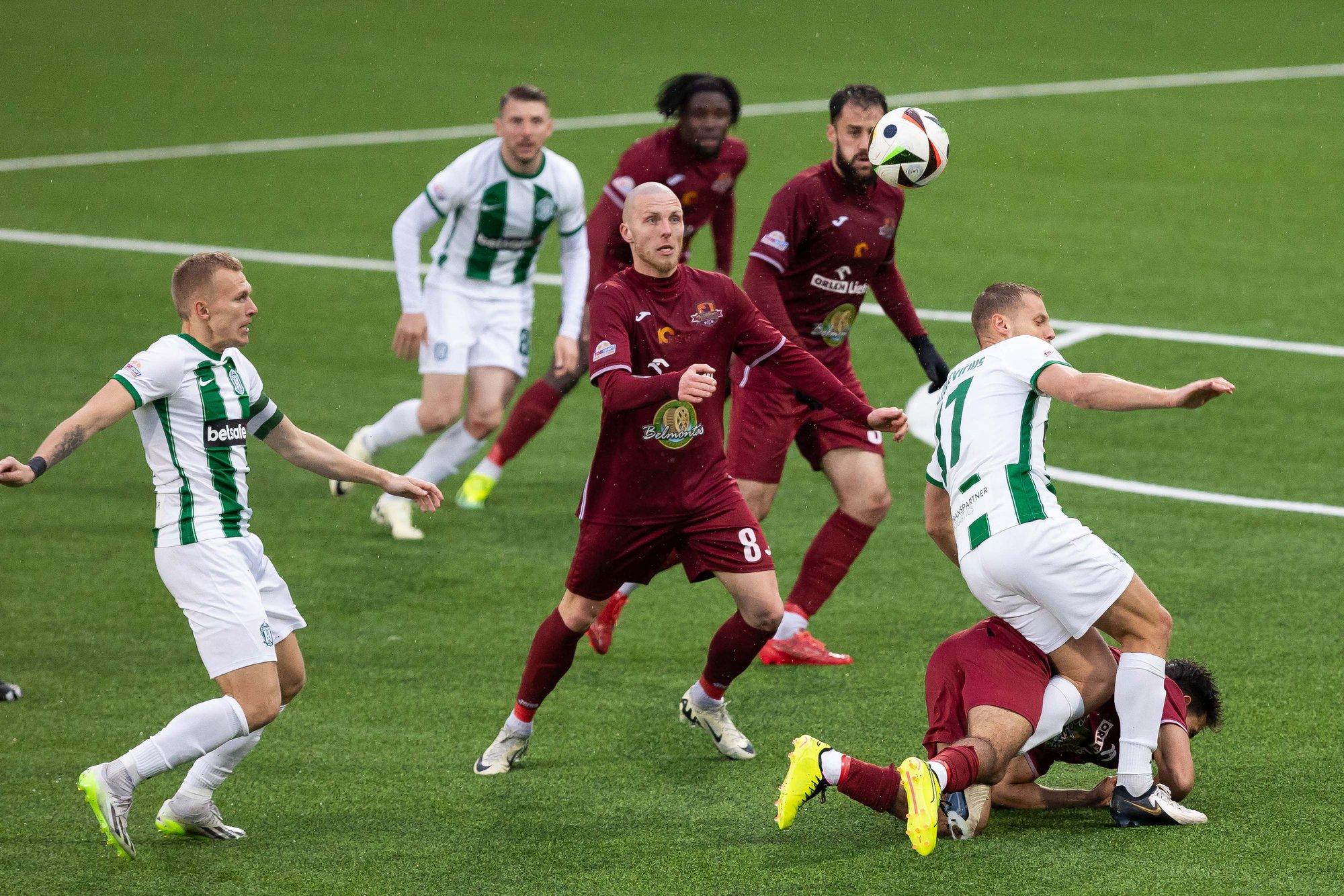 A lygos lyderių dvikovoje Žalgiris“ nuliūdino „Džiugą“