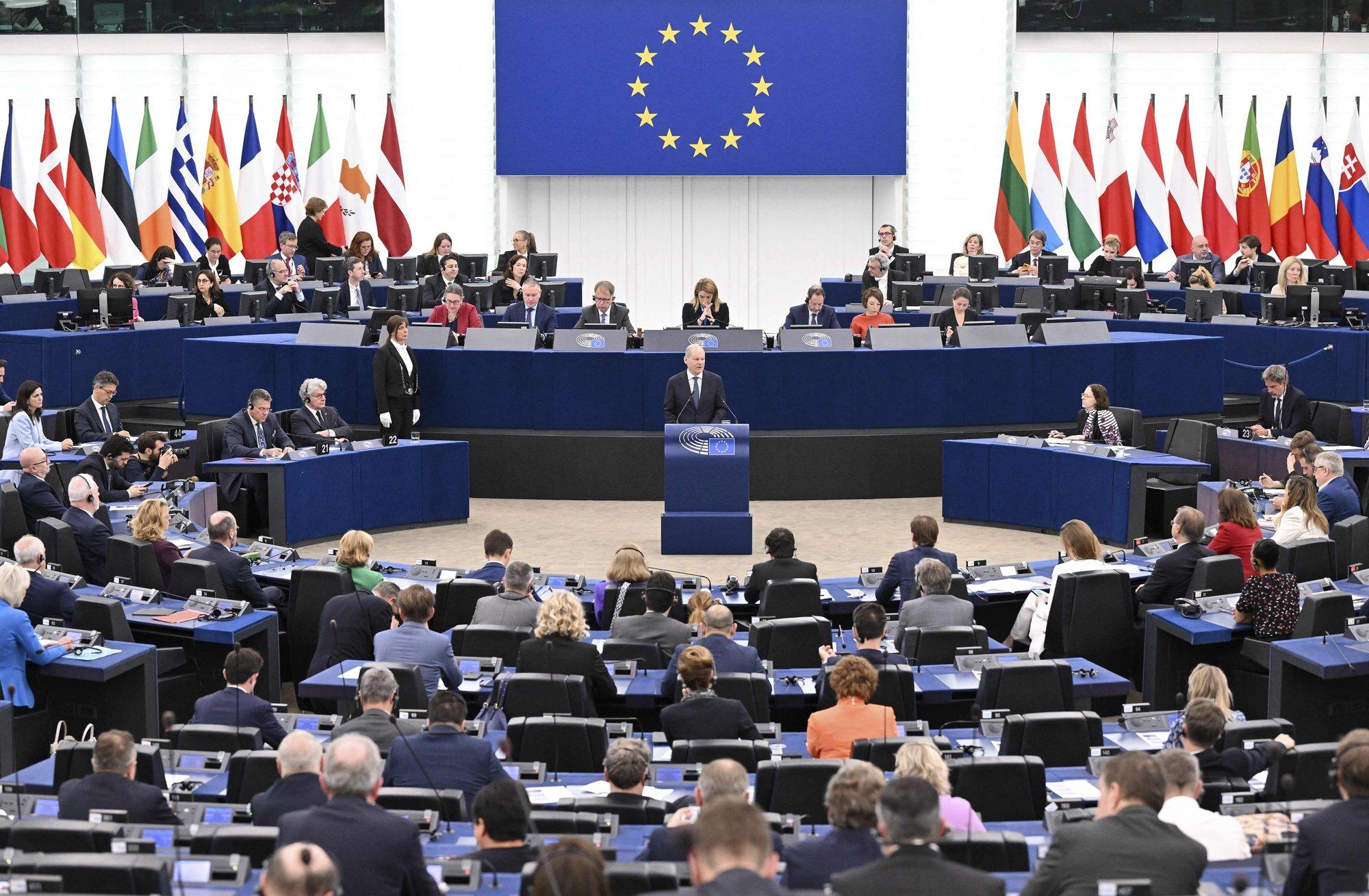 Европарламент призывает НАТО начать процесс принятия Украины в Альянс после завершения войны