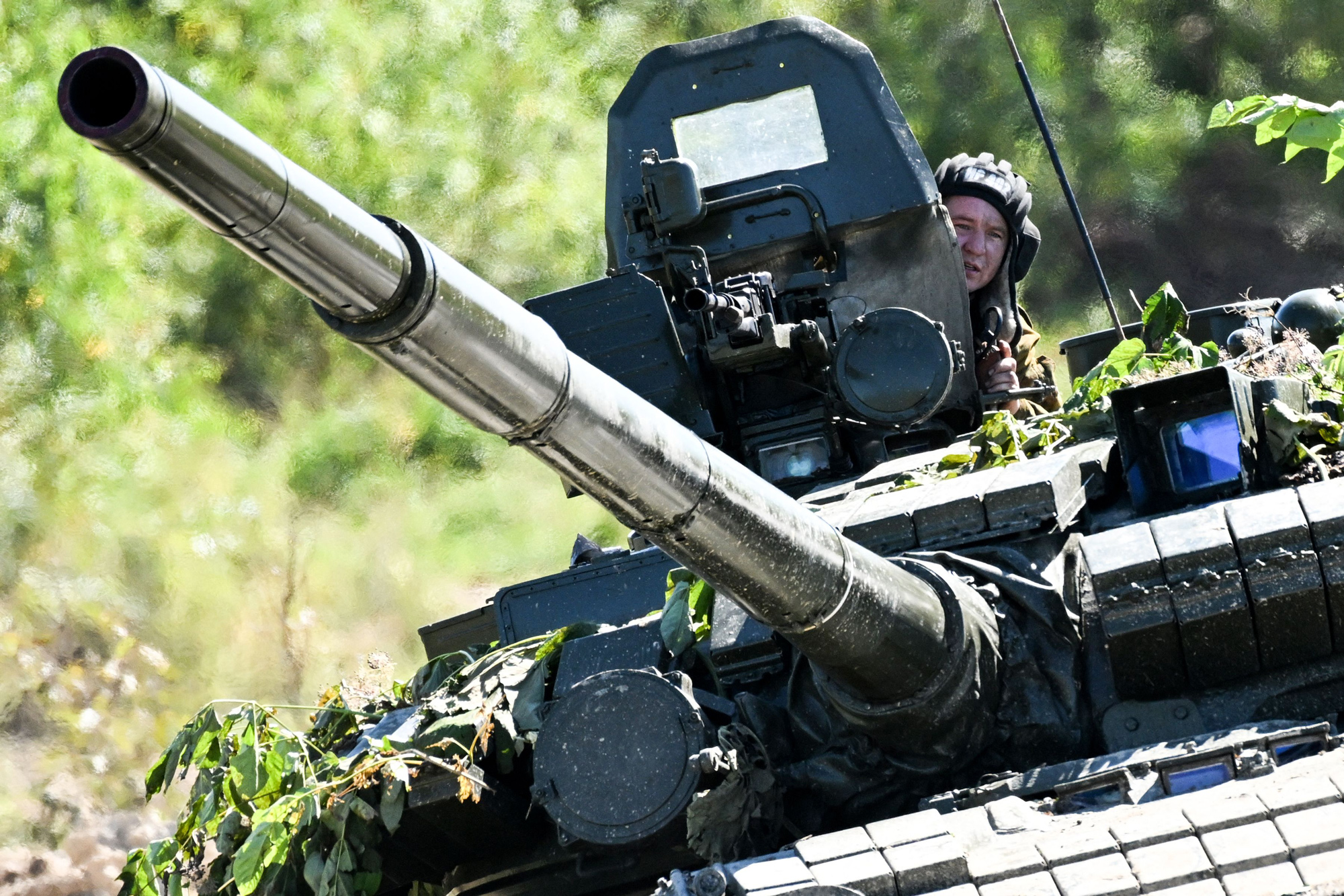 A Russian T-80 battle tank.