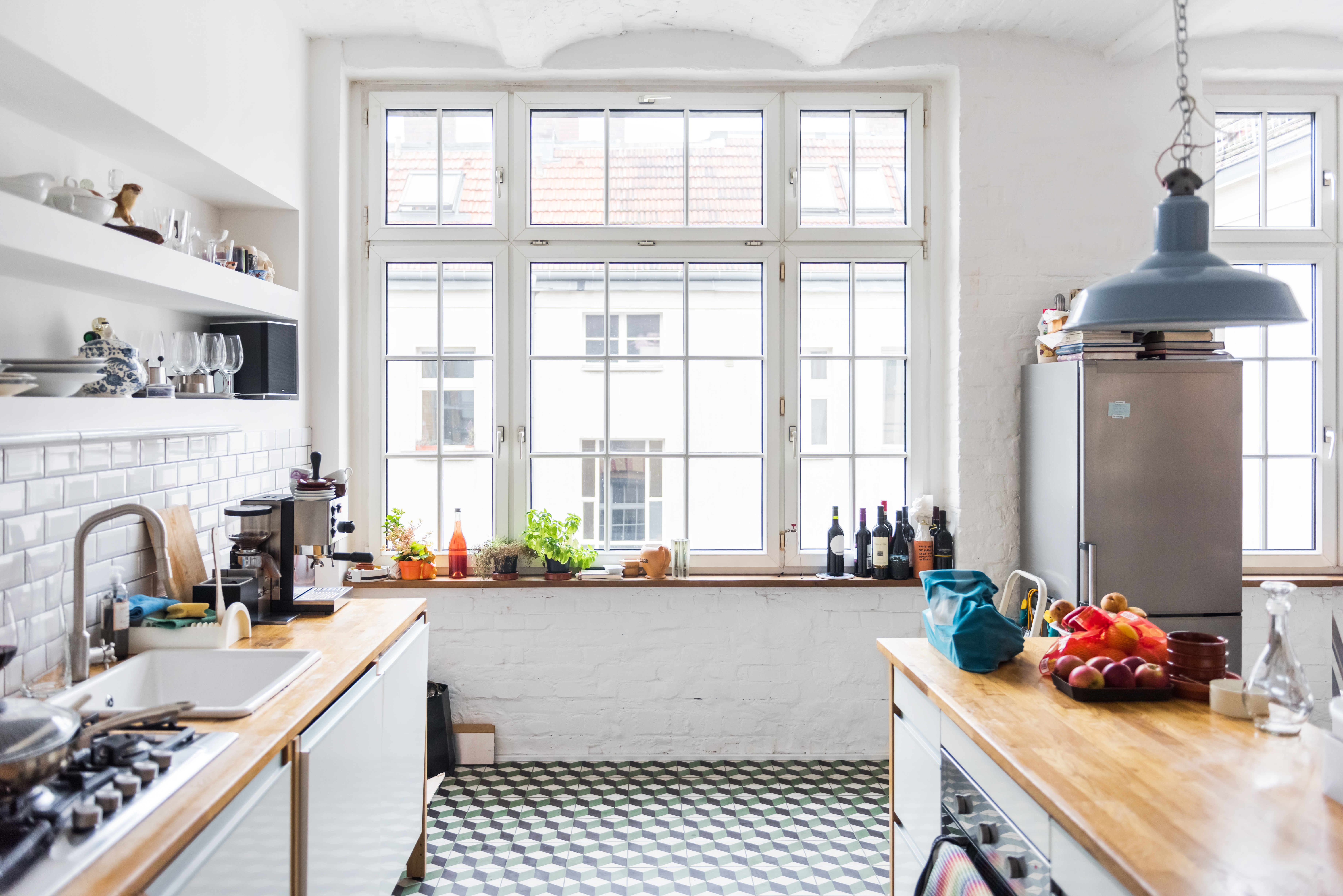 5 Easy Tips To Keep Your Kitchen Cool This Summer