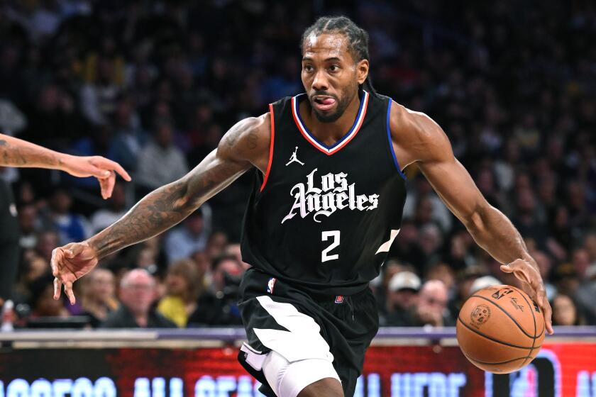 Los Angeles, California November 1, 2023-Clippers Kawhi Leonard dribbles the ball.