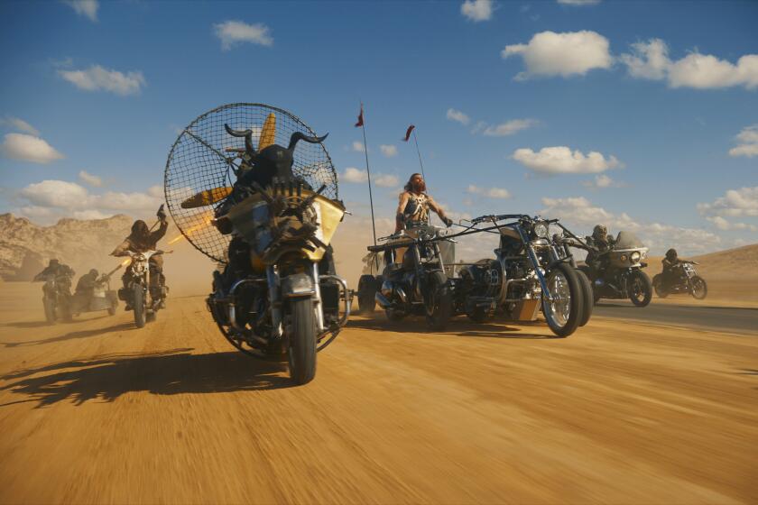 En esta imagen proporcionada por Warner Bros. Pictures, una escena de "Furiosa: A Mad Max Saga". (Warner Bros. Pictures vía AP)