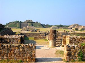 Monte Albán: pre-Columbian ruins