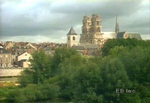 Behold the Gothic-architecture marvel Sainte-Croix Cathedral in Orléans, France