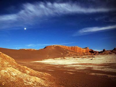 Valle de la Luna (Valley of the Moon) in the Atacama Desert of northern Chile.