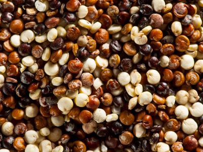 Close-up of quinoa seeds (grains, plants, organic);