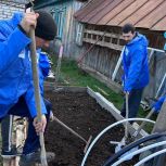 В Атнинском районе майские праздники прошли в наведении чистоты сельских территорий и приусадебных участков тружеников тыла