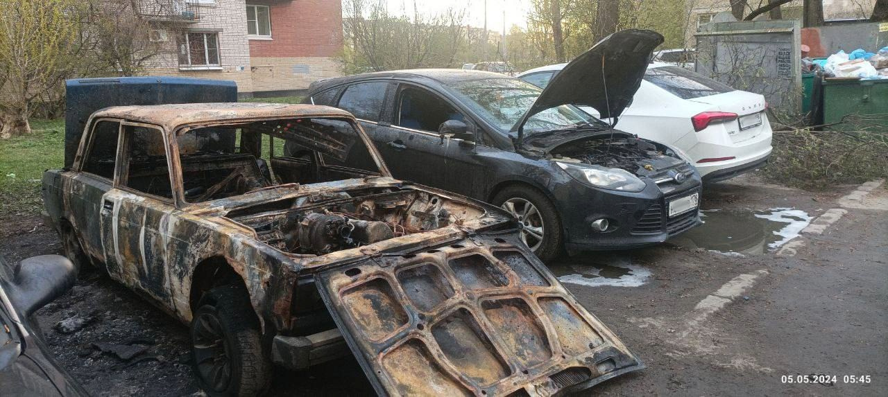Иностранец устроил горячую ночь автомобилистам в Купчино