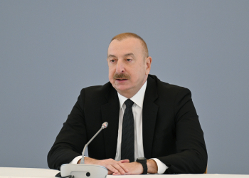 Алиев: Экономика Азербайджана демонстрирует устойчивый рост даже в условиях кризиса