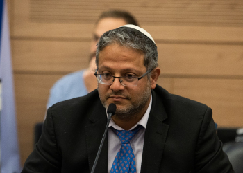 Министр нацбезопасности Израиля попал в аварию (видео)