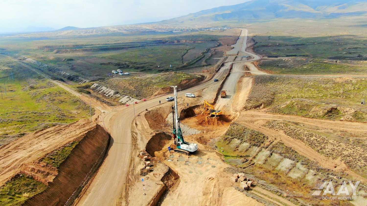 Началось строительство дороги в Аскеран (фото)