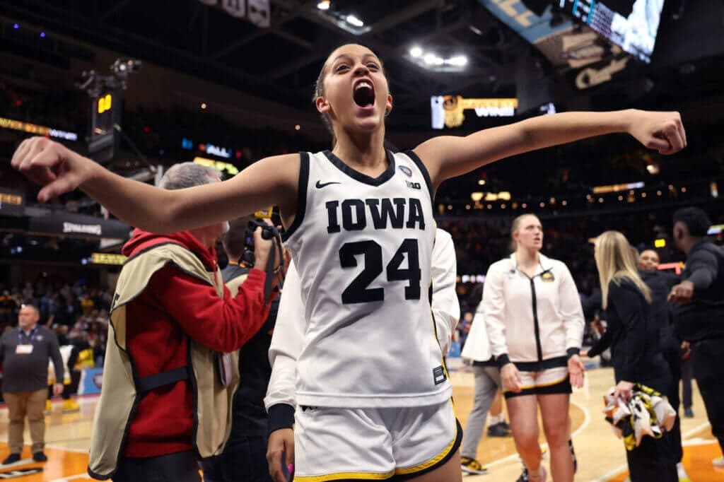 Gabbie Marshall steps up as relentless 'pest' who helped keep Iowa's season alive