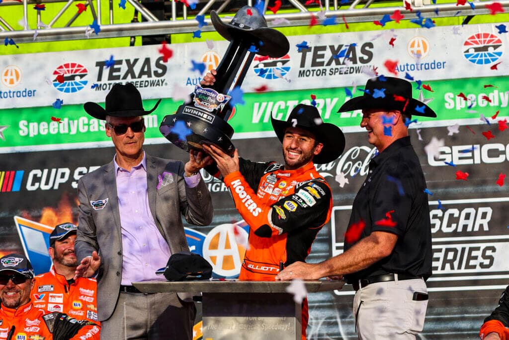 Top 5, Texas: Chase Elliott wins, Texas Motor Speedway provides thrills, and the parity problem