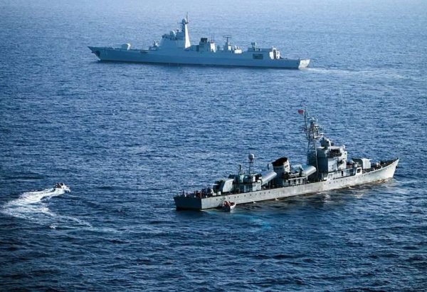 Британия направила военный корабль для доставки гуманитарной помощи в Газу