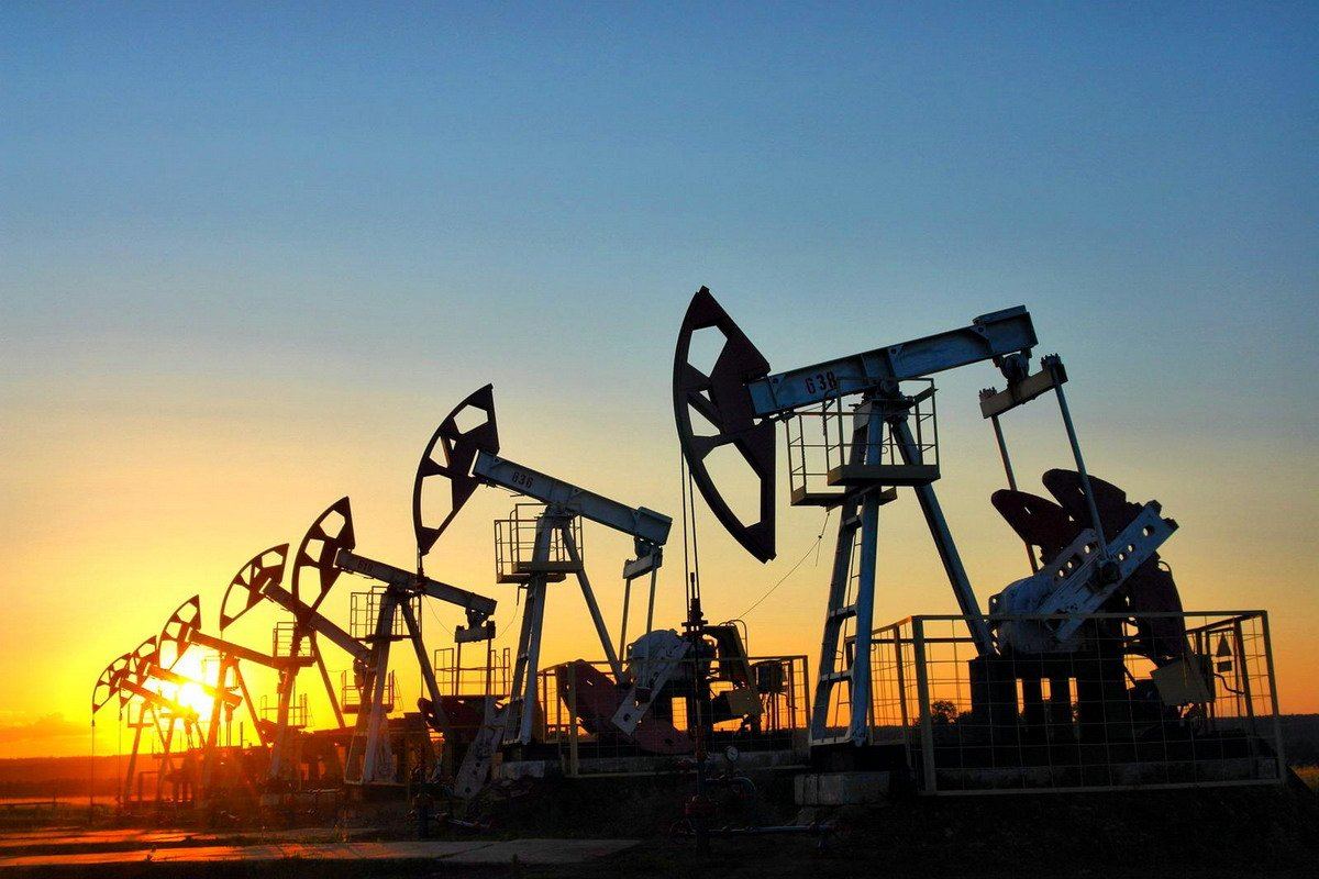 Казахстан планирует увеличить объемы переработки нефти