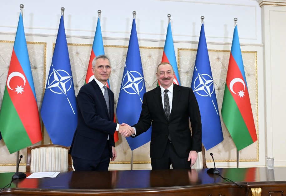 Президент Ильхам Алиев и генеральный секретарь НАТО выступили с заявлениями для прессы (ФОТО/ВИДЕО)
