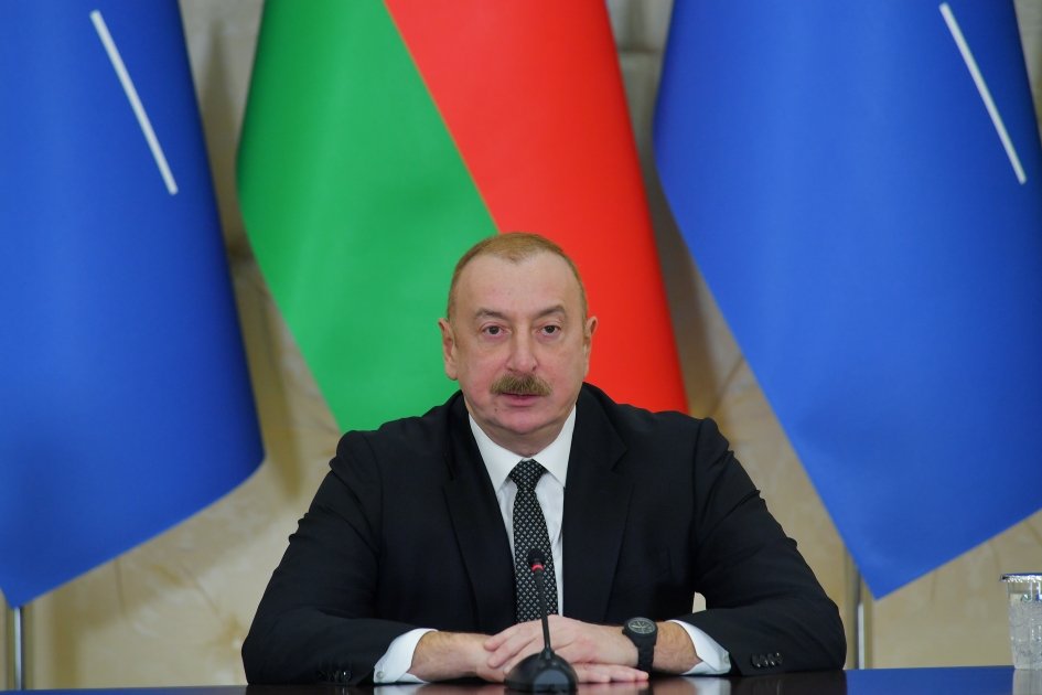 Президент Ильхам Алиев и генеральный секретарь НАТО выступили с заявлениями для прессы (ФОТО/ВИДЕО)