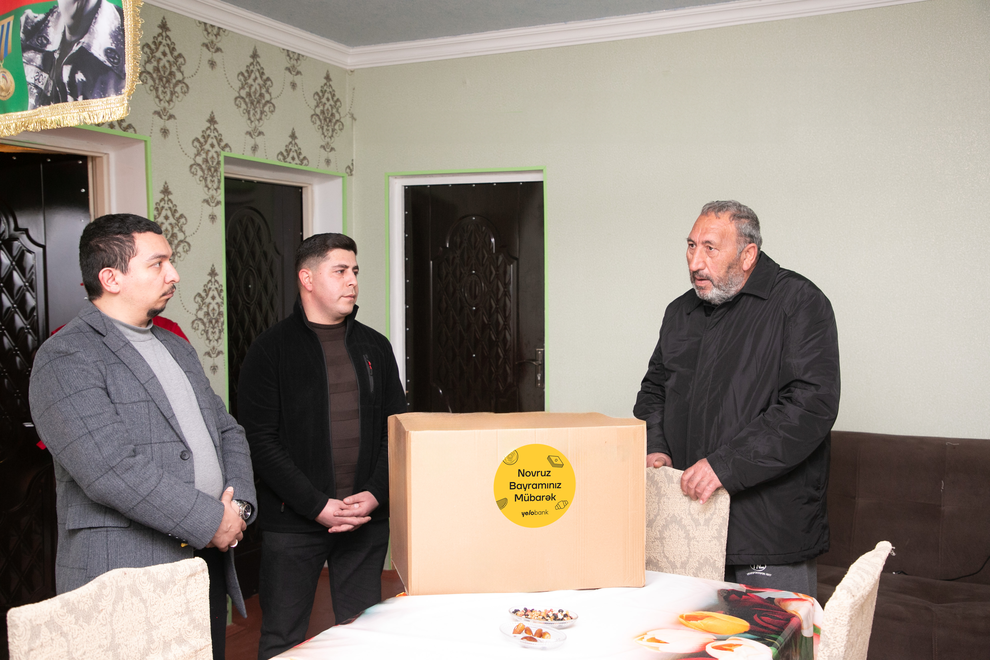 Yelo Bank навестил семьи шехидов в Ходжавенде (ФОТО)