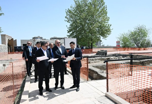 Президент Ильхам Алиев и Президент Садыр Жапаров ознакомились с работами, проводимыми во дворце Панахали хана и комплексе Имарет в Агдаме (ФОТО)