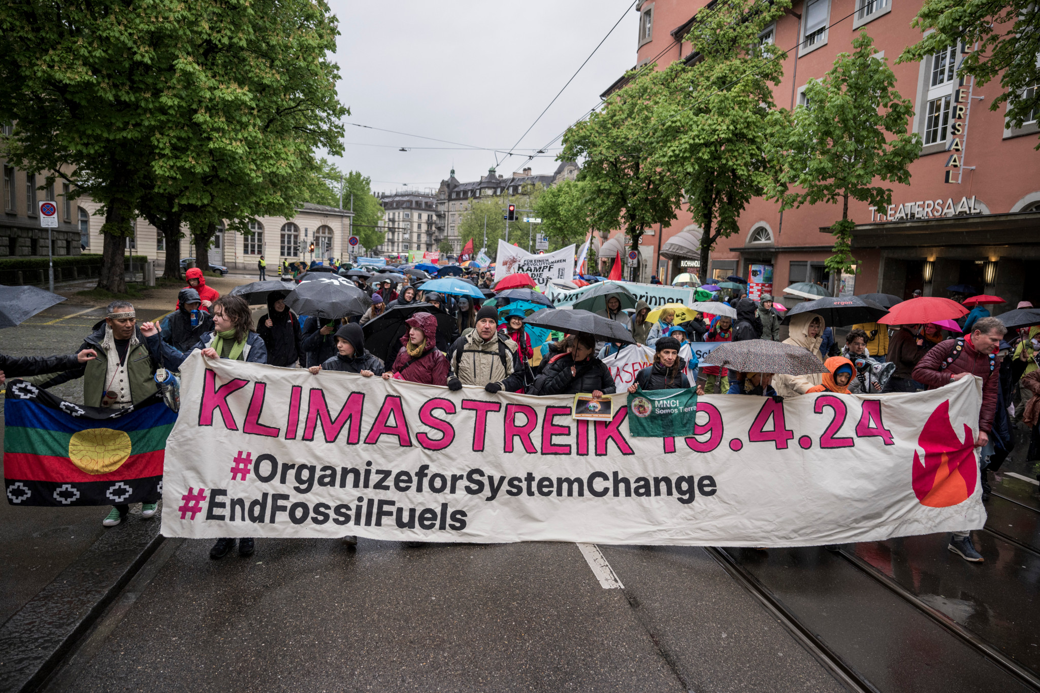 Am Klimastreik  mit Elisabeth Stern von den Klimaseniorinnen und Cyril Herman von Klimastreik
18.04.2024
(URS JAUDAS/TAGES-ANZEIGER)