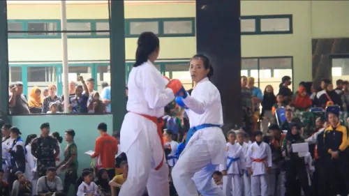 Pangdivif 2 Kostrad Buka Kejurnas Karate di Malang