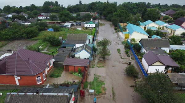 Подтопленная территория станицы Курчанская в Темрюкском районе Краснодарского края