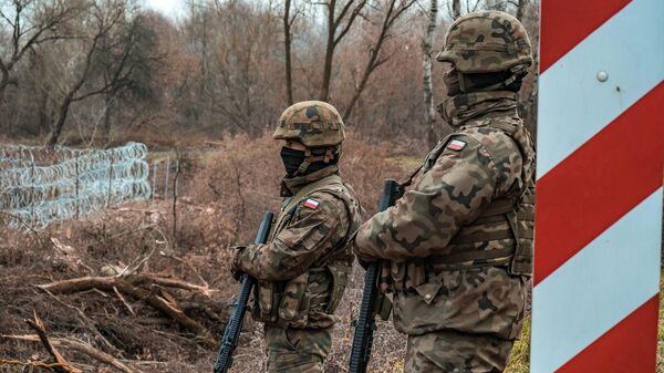 Польские военнослужащие на границе с Белоруссией