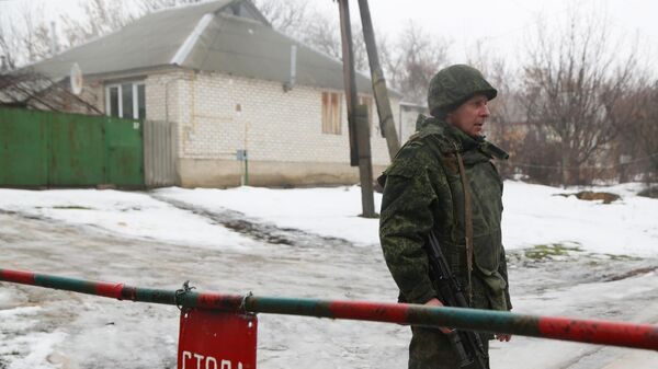 Боец Народной милиции ЛНР