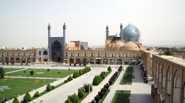 Площадь Нагше джахан в Исфахане