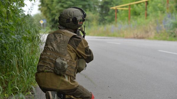 Боец Народной милиции ЛНР