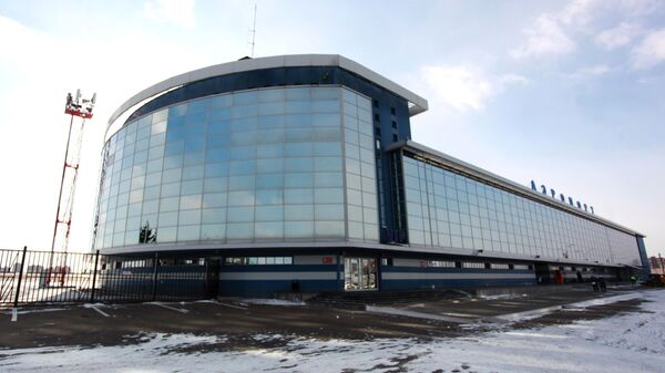 Здание аэропорта в Иркутске