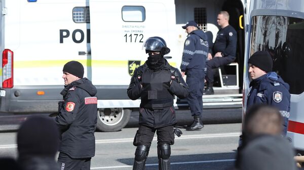 Молдавские полицейские