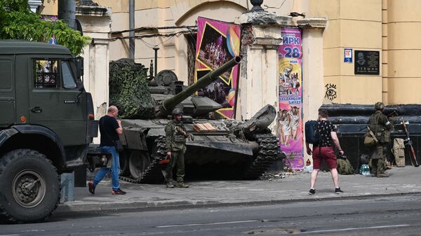 Танк ЧВК Вагнер на улице Ростова-на-Дону