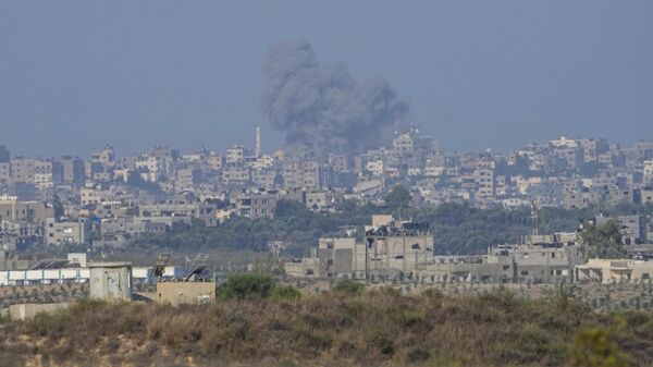 Дым после израильского авиаудара по сектору Газа
