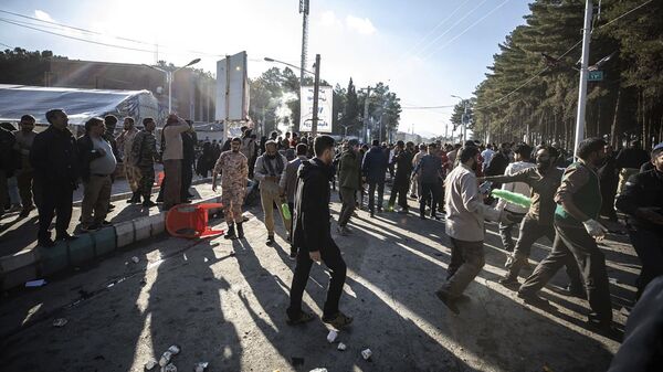 На месте взрыва в провинции Керман, Иран