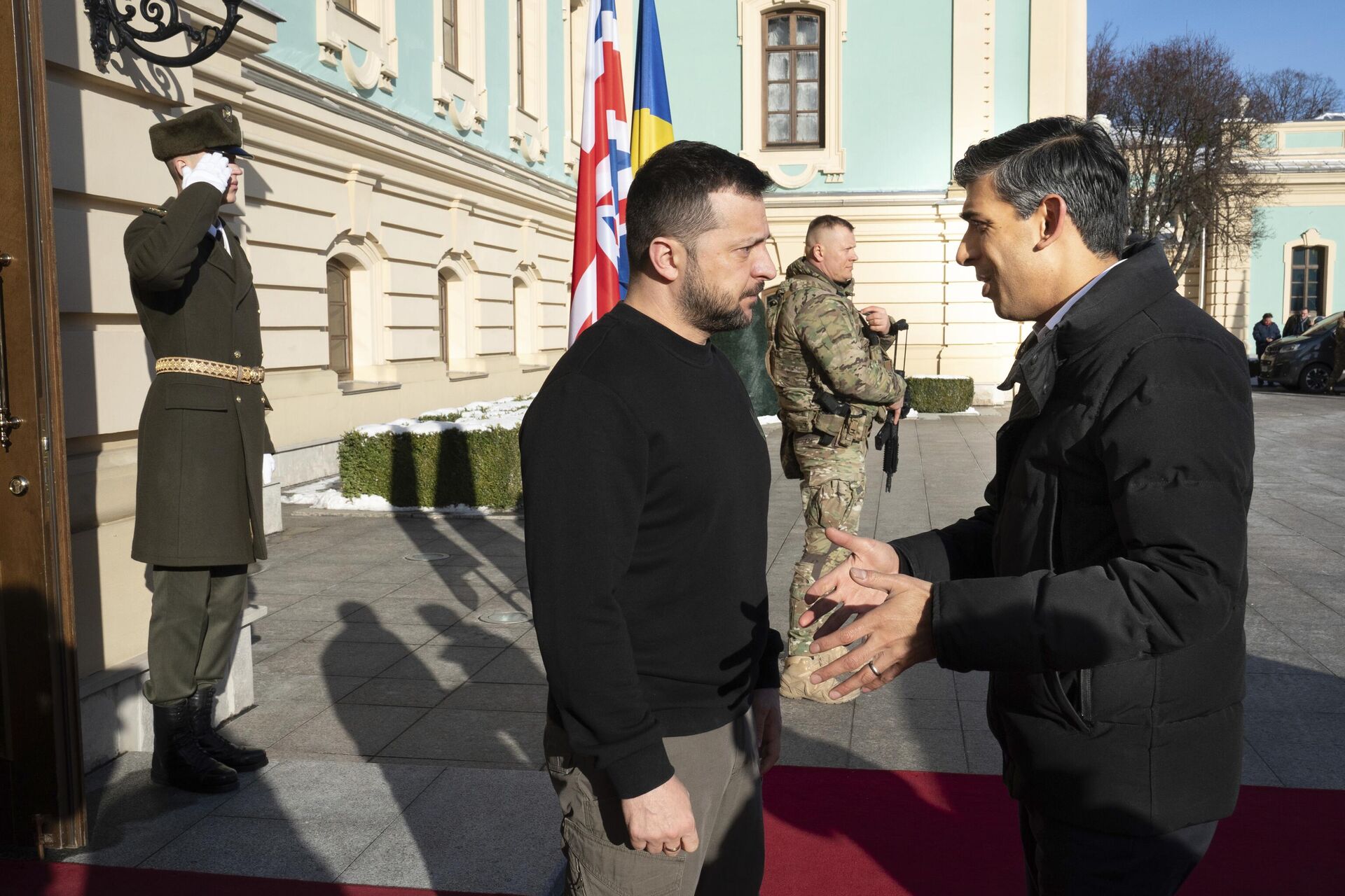 Президент Украины Владимир Зеленский и премьер-министр Великобритании Риши Сунак во время встречи в Киеве - РИА Новости, 1920, 23.01.2024