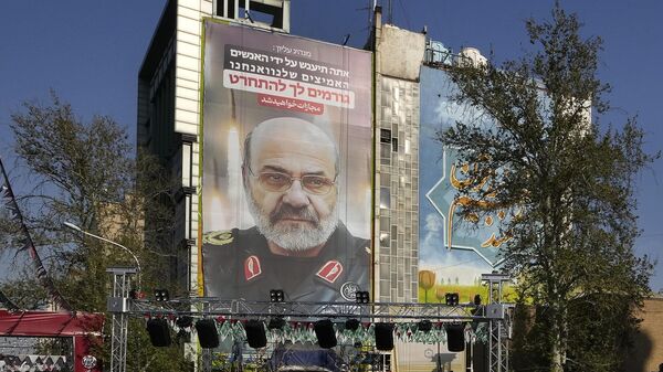 Портрет генерала Мохаммада Резы Захеди в Тегеране